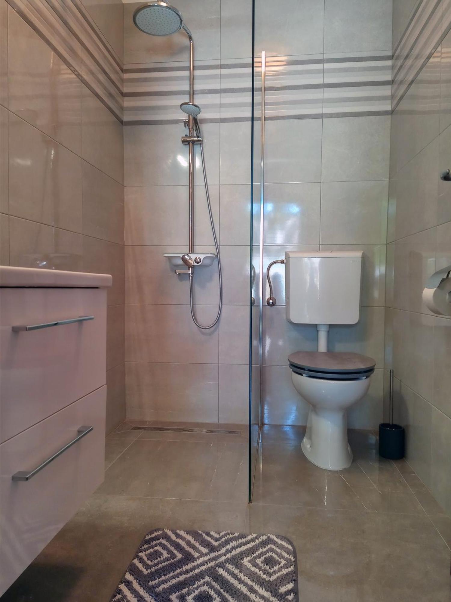 Nela Apartment *